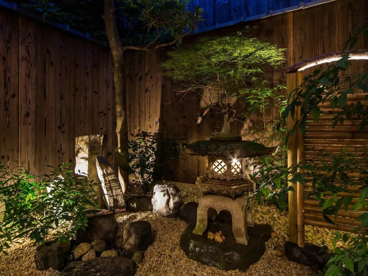 Kyoisuke Mukadeyacho Villa Kyoto